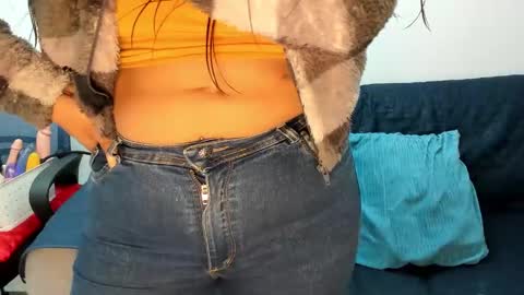Snapshot of luna_dumont chatting on 9, 3, 2025 luna online show from 9, 3, 2025
