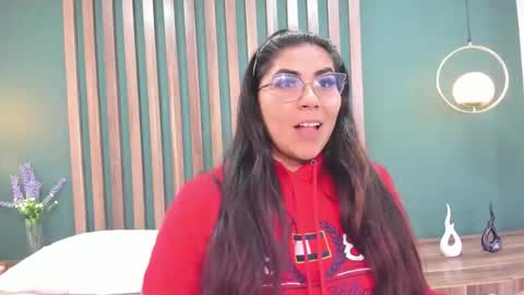 Snapshot of luna_dumont chatting on 26, 9, 2025 luna online show from 26, 9, 2025