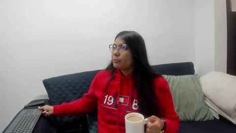 Snapshot of luna_dumont chatting on 28, 9, 2025 luna online show from 28, 9, 2025