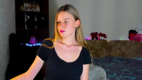 Snapshot of luna_evan chatting on 21, 1, 2025 luna_evan online show from 21, 1, 2025