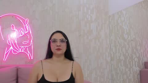 Snapshot of luna_ferrer1 chatting on 30, 6, 2026 luna_ferrer1 online show from 30, 6, 2026