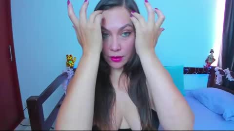 Snapshot of luna_gomez92 chatting on 22, 4, 2026 Luna Gomez online show from 22, 4, 2026