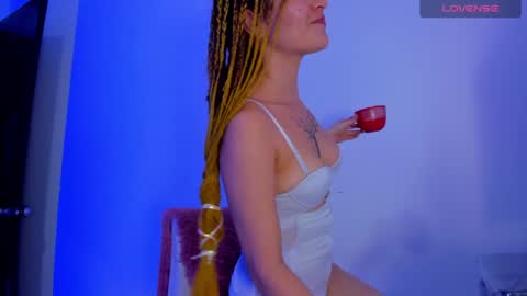 Snapshot of luna_hazard chatting on 8, 12, 2024 luna_hazard online show from 8, 12, 2024