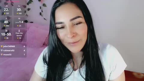 Snapshot of luna_lgomez chatting on 10, 3, 2025 luna online show from 10, 3, 2025