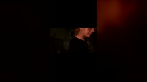 Luna online show from 25, 2, 2026