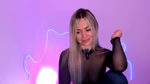 Luna Marquez online show from 25, 11, 2025