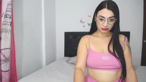 Snapshot of luna_pitufo chatting on 9, 10, 2025 Luna y pitufo online show from 9, 10, 2025