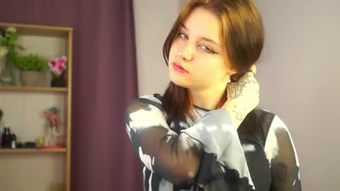 Luna online show from 10, 5, 2026
