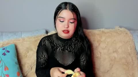 Luna  online show from 11, 2, 2026