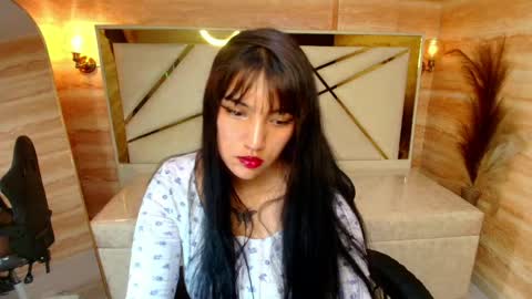 Luna online show from 5, 5, 2026