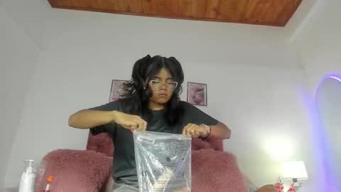 Snapshot of luna_velveth1 chatting on 2, 2, 2026 luna_velveth1 online show from 2, 2, 2026