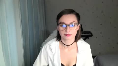 lunaa_bluee online show from 6, 11, 2025