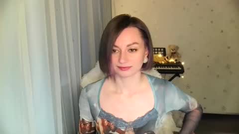 Snapshot of lunaa_bluee chatting on 7, 5, 2026 lunaa_bluee online show from 7, 5, 2026