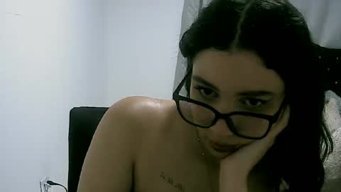 Snapshot of lunaa_sub chatting on 18, 1, 2025 lunaa_sub online show from 18, 1, 2025