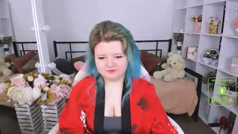 Luna online show from 6, 3, 2026