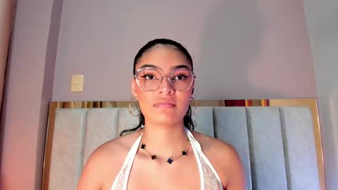 Luna Aspen online show from 10, 11, 2025