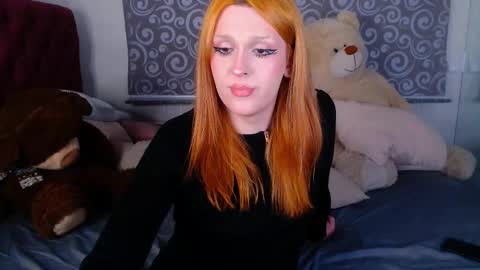 Luna give me a thumbs up please online show from 21, 2, 2026