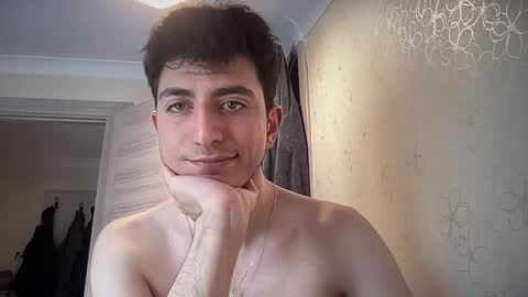 Snapshot of lunamalpica chatting on 5, 2, 2025 LunaPica online show from 5, 2, 2025