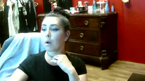Eva online show from 14, 6, 2026