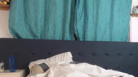 Snapshot of lunapalmer01 chatting on 6, 1, 2025 Julieth online show from 6, 1, 2025