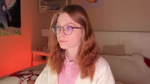 Snapshot of lunar_sofia chatting on 12, 12, 2024 Sofia online show from 12, 12, 2024