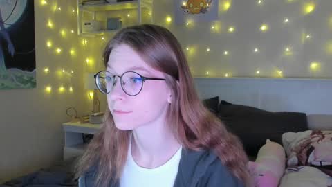 Snapshot of lunar_sofia chatting on 15, 1, 2025 Sofia online show from 15, 1, 2025