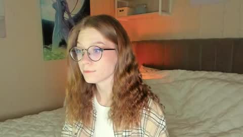 Snapshot of lunar_sofia chatting on 18, 2, 2025 Sofia online show from 18, 2, 2025