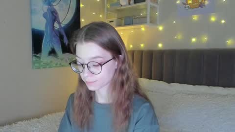 Snapshot of lunar_sofia chatting on 5, 3, 2025 Sofia online show from 5, 3, 2025