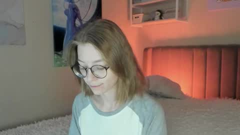 Snapshot of lunar_sofia chatting on 14, 9, 2025 Sofia online show from 14, 9, 2025