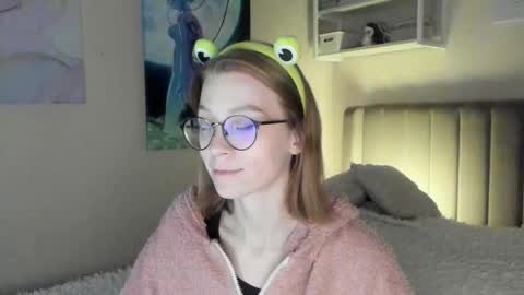 Snapshot of lunar_sofia chatting on 21, 9, 2025 Sofia online show from 21, 9, 2025