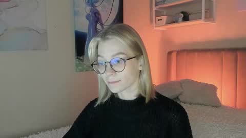 Snapshot of lunar_sofia chatting on 27, 9, 2025 Sofia online show from 27, 9, 2025