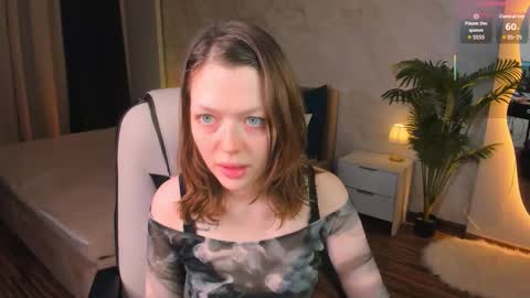 Snapshot of lunarlily7 chatting on 22, 9, 2025 Lily online show from 22, 9, 2025