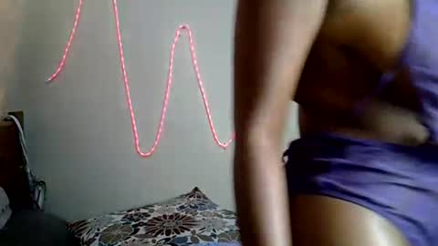 Luxee online show from 15, 7, 2026