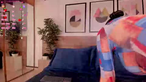 Luna Ruso  online show from 11, 2, 2026