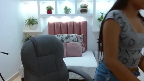 Luni Love online show from 26, 3, 2026