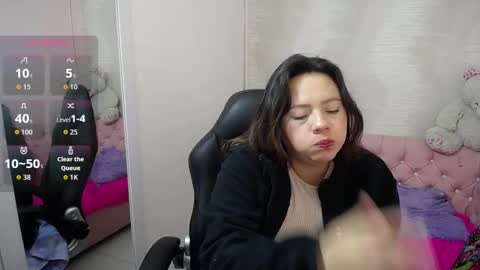 Snapshot of lunnadoll chatting on 10, 9, 2025 Katty what ever do you want on my pv is for extra tokens minimi 250 tks ty u for understand online show from 10, 9, 2025