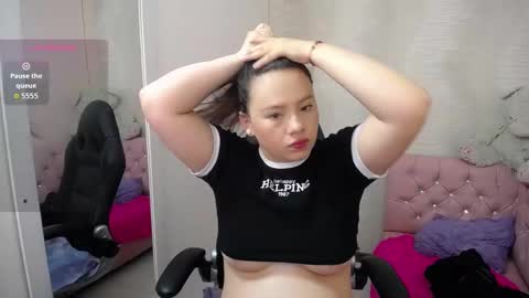 Snapshot of lunnadoll chatting on 11, 9, 2025 Katty what ever do you want on my pv is for extra tokens minimi 250 tks ty u for understand online show from 11, 9, 2025