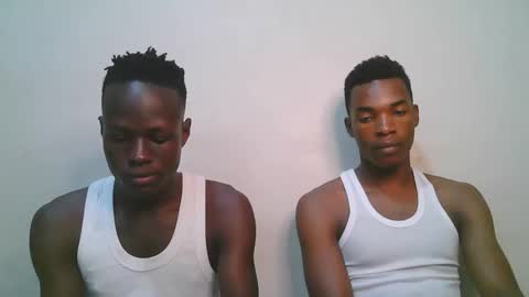 Snapshot of luoislove chatting on 7, 2, 2026 luoislove online show from 7, 2, 2026