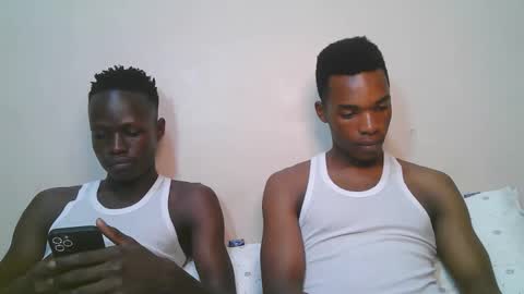 Snapshot of luoislove chatting on 8, 2, 2026 luoislove online show from 8, 2, 2026