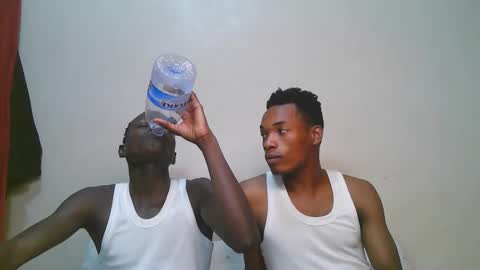 Snapshot of luoislove chatting on 12, 2, 2026 luoislove online show from 12, 2, 2026