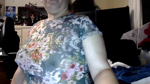 .Clarissa. Follow me on Instagram   miss buns  online show from 2, 3, 2025