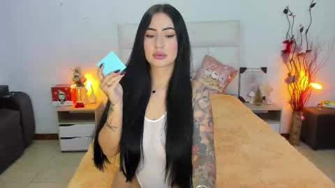 lustful__babe online show from 26, 11, 2025