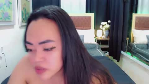 Snapshot of lustfuloffendertrina chatting on 26, 12, 2024 Trina online show from 26, 12, 2024