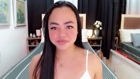 Snapshot of lustfuloffendertrina chatting on 18, 1, 2025 Trina online show from 18, 1, 2025