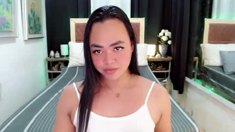 Snapshot of lustfuloffendertrina chatting on 18, 1, 2025 Trina online show from 18, 1, 2025