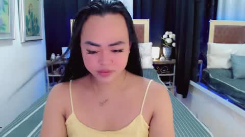 Snapshot of lustfuloffendertrina chatting on 24, 1, 2025 Trina online show from 24, 1, 2025