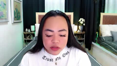 Snapshot of lustfuloffendertrina chatting on 27, 1, 2025 Trina online show from 27, 1, 2025