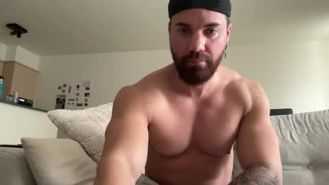 Snapshot of lustlinked chatting on 11, 10, 2025 Lust Linked online show from 11, 10, 2025