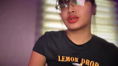 KEISHA  -  DONT FORGET TO FOLLOW ME AND GIVE ME THUMBS UP 3 online show from 18, 3, 2026