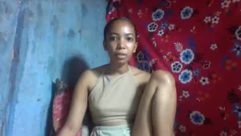 Snapshot of lutchia chatting on 1, 12, 2025 lutchia online show from 1, 12, 2025